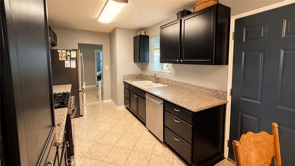 909 Meredith, Bakersfield, CA 93304 909 Meredith, Bakersfield, CA 93304