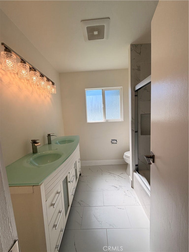 18206 Napa Street, Northridge, CA 91325 18206 Napa Street, Northridge, CA 91325