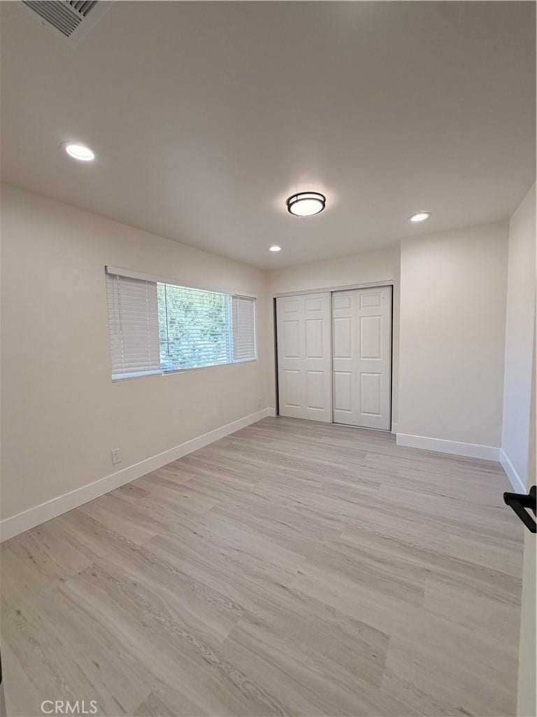 18210 Napa Street, Northridge, CA 91325 18210 Napa Street, Northridge, CA 91325