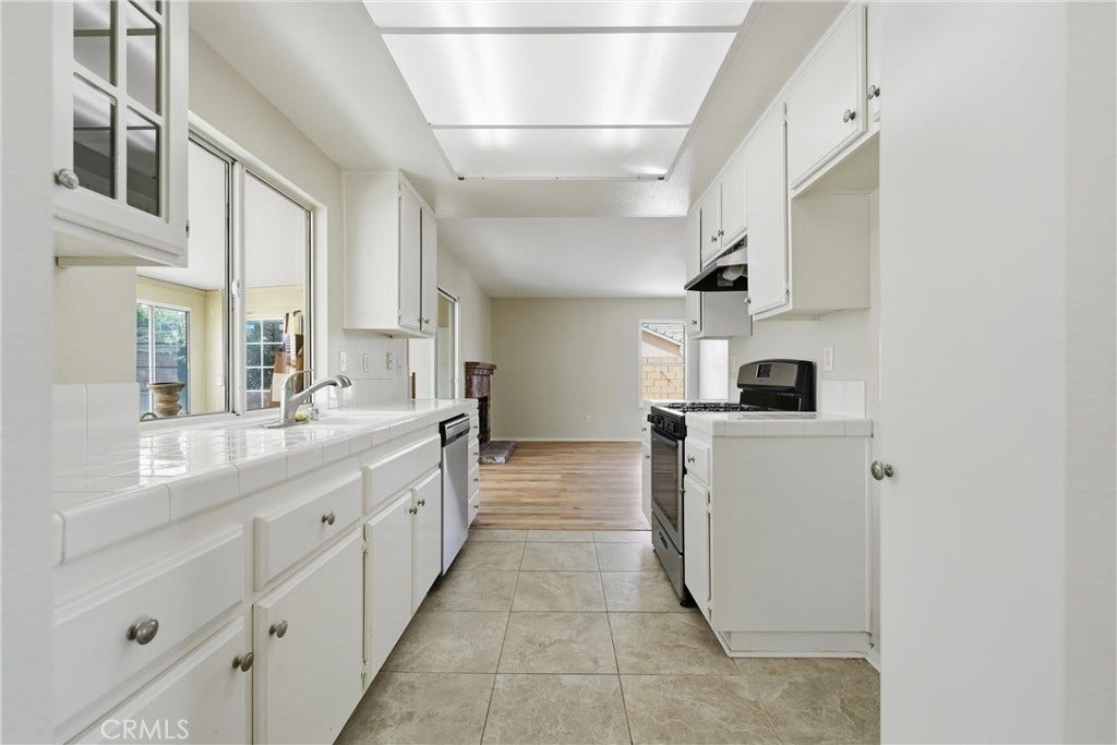 2640 Minford Court, Lancaster, CA 93536 2640 Minford Court, Lancaster, CA 93536