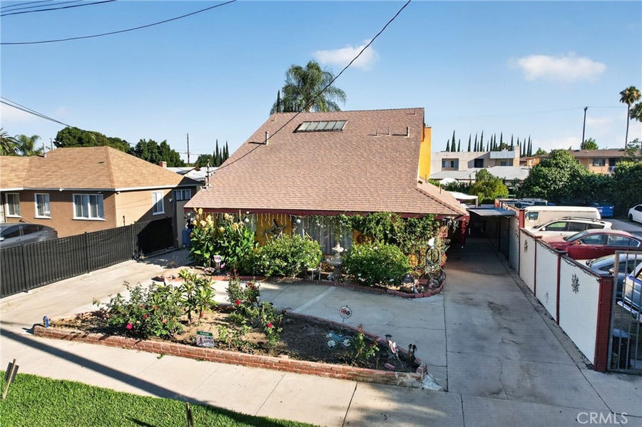 Property photo for 16042 Kittridge, Van Nuys, CA