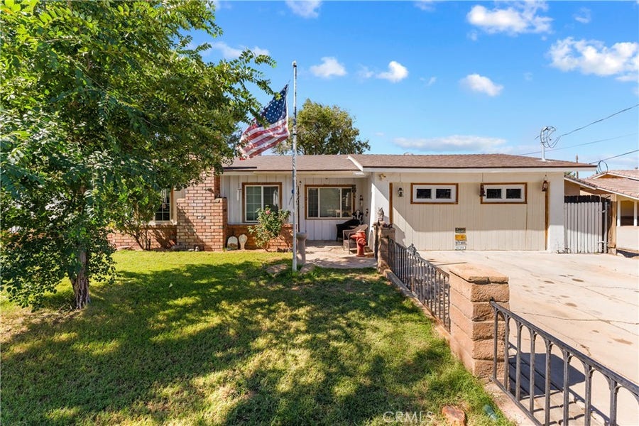Property photo for 42641 47th Street W, Lancaster, CA