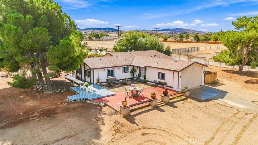 Property photo for 36304 52nd Street E, Palmdale, CA