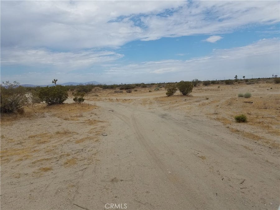 Property photo for 100 10th, Palmdale, CA