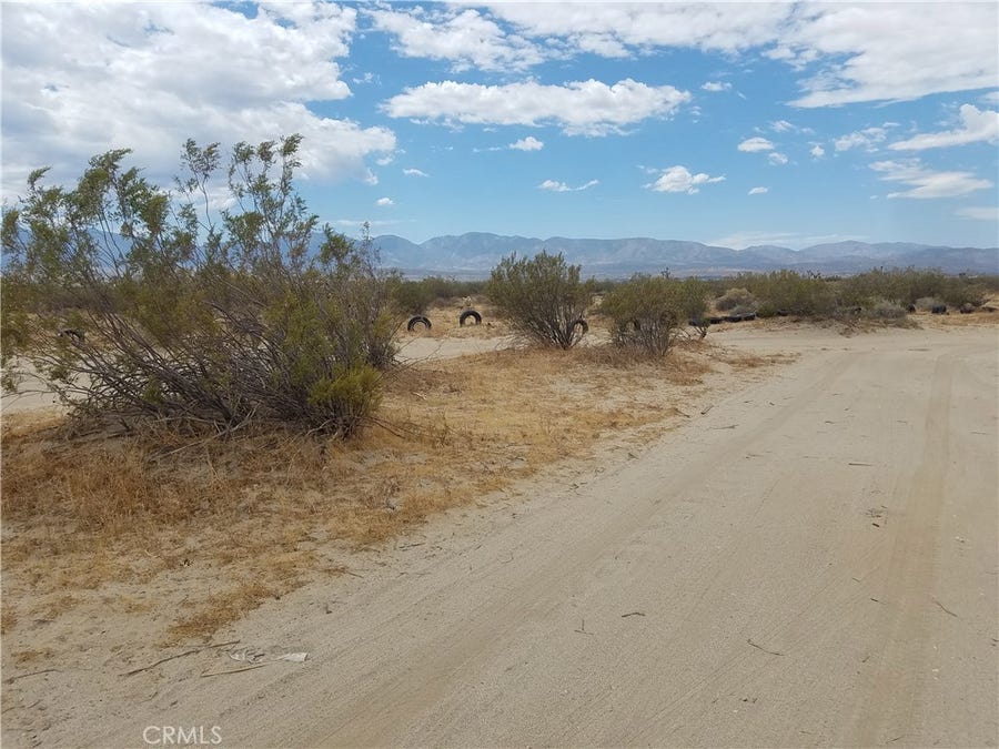 Property photo for 120 Avenue R4, Sun Village, CA