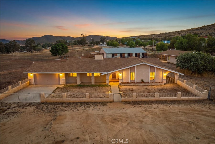 Property photo for 33017 Malinta, Acton, CA