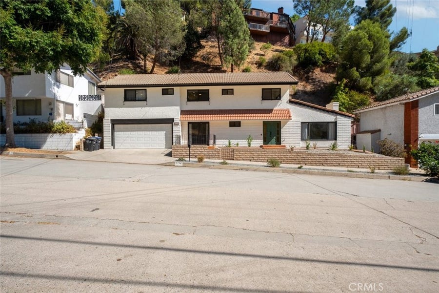 Property photo for 1774 Hillcrest Avenue, Glendale, CA