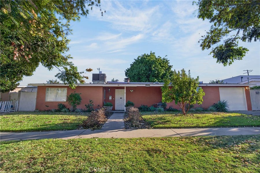 Property photo for 19456 Elkwood, Reseda, CA