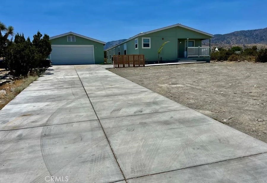 Property photo for 2757 Phelan Road, Phelan, CA