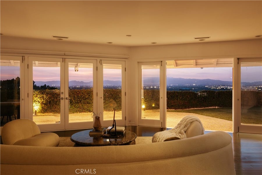 Property photo for 4173 Regal Oak, Encino, CA