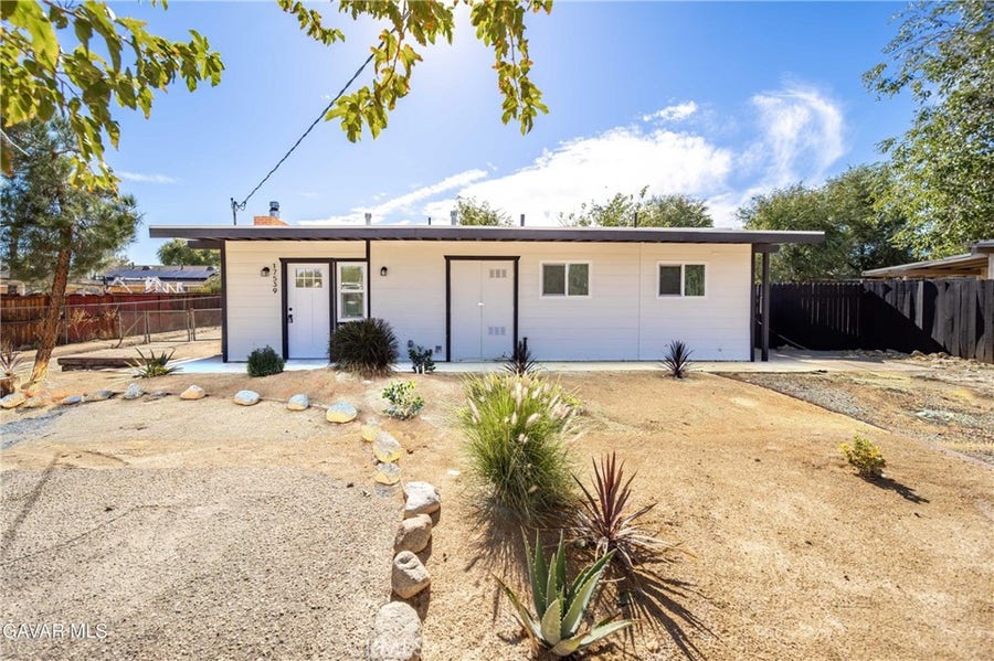 Property photo for 17539 Sultana Street, Hesperia, CA