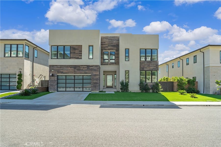 Property photo for 11740 N Hillsborough, Porter Ranch, CA