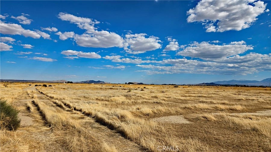 Property photo for 0 SW Cor Ave H8 & 83rd St East, Lancaster, CA