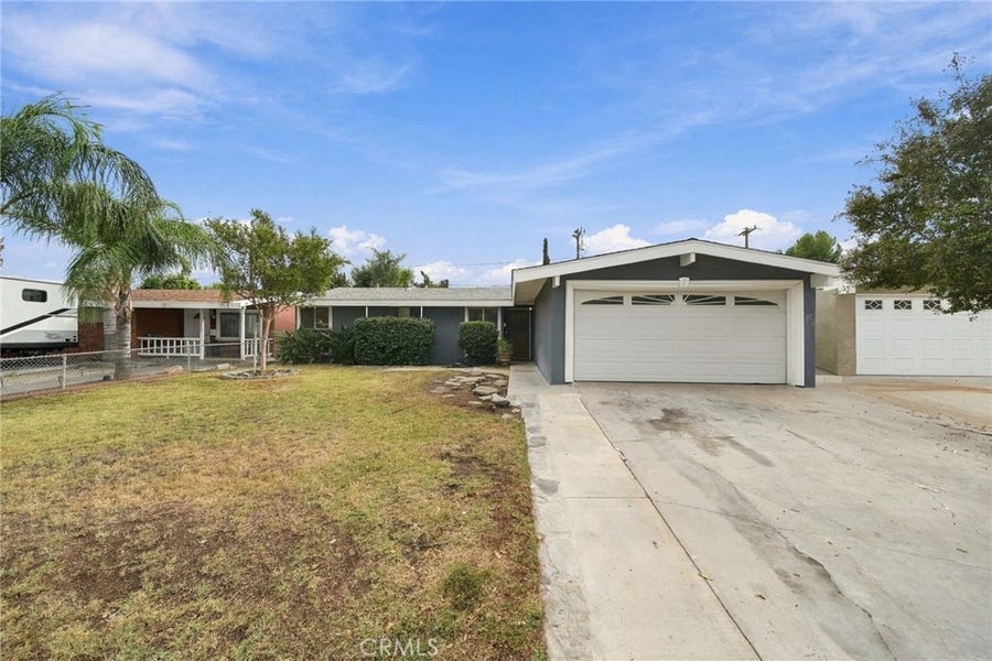 Property photo for 19222 Drycliff, Canyon Country, CA