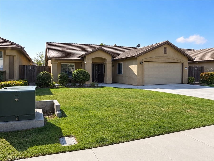 Property photo for 527 SHADY MEADOW Court, Bakersfield, CA