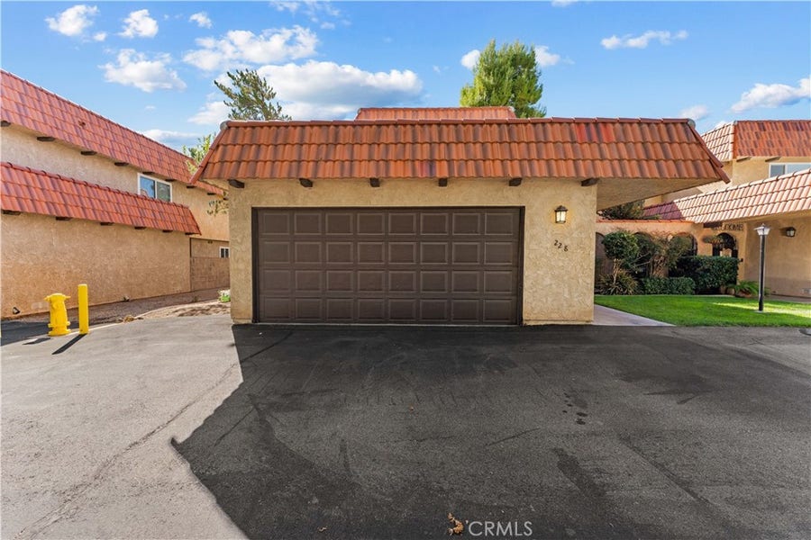 Property photo for 228 Shirley Lane, Palmdale, CA