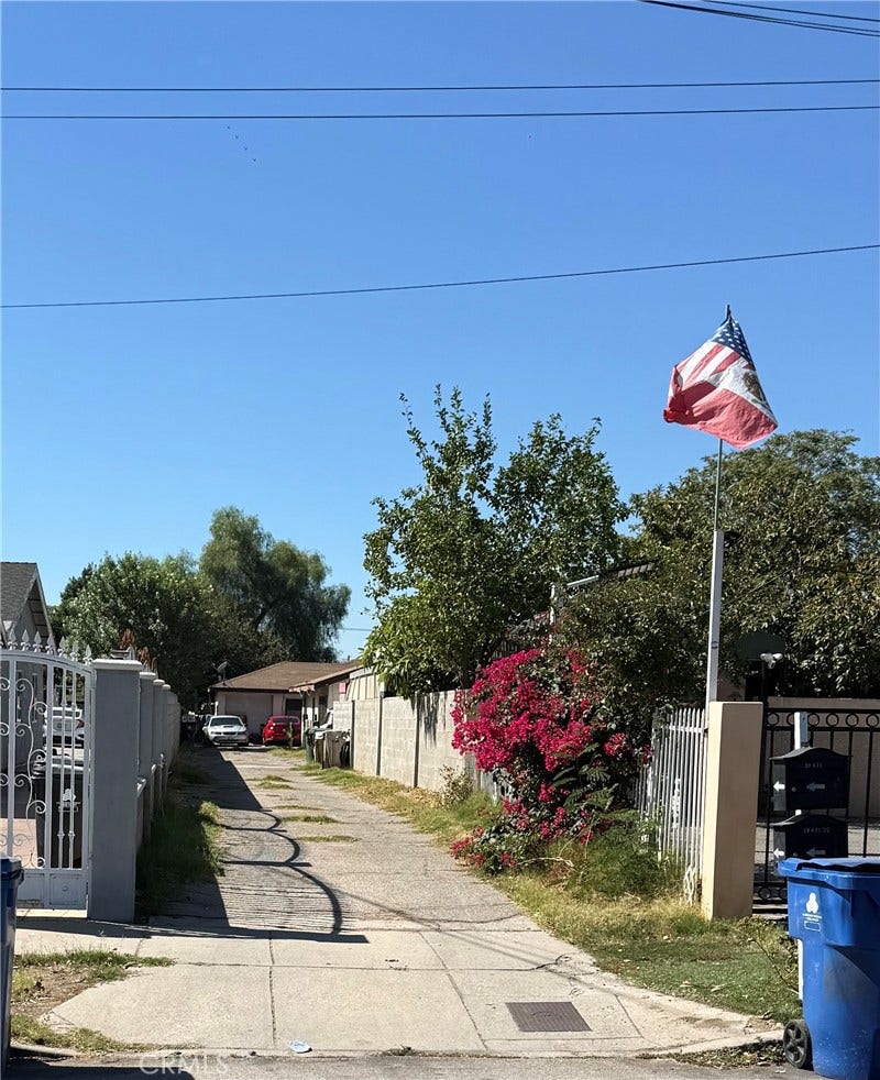 Property photo for 10471 El Dorado, Los Angeles, CA