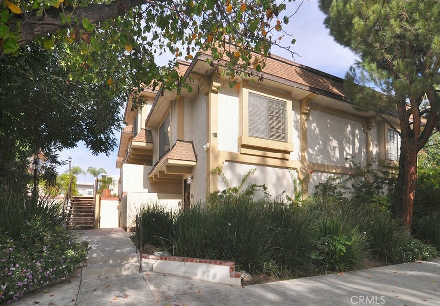 Property photo for 5404 Quakertown Avenue, #8, Woodland Hills, CA