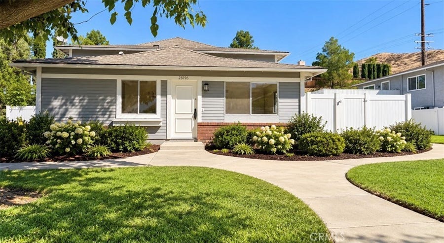 Property photo for 28196 Robin, Saugus, CA
