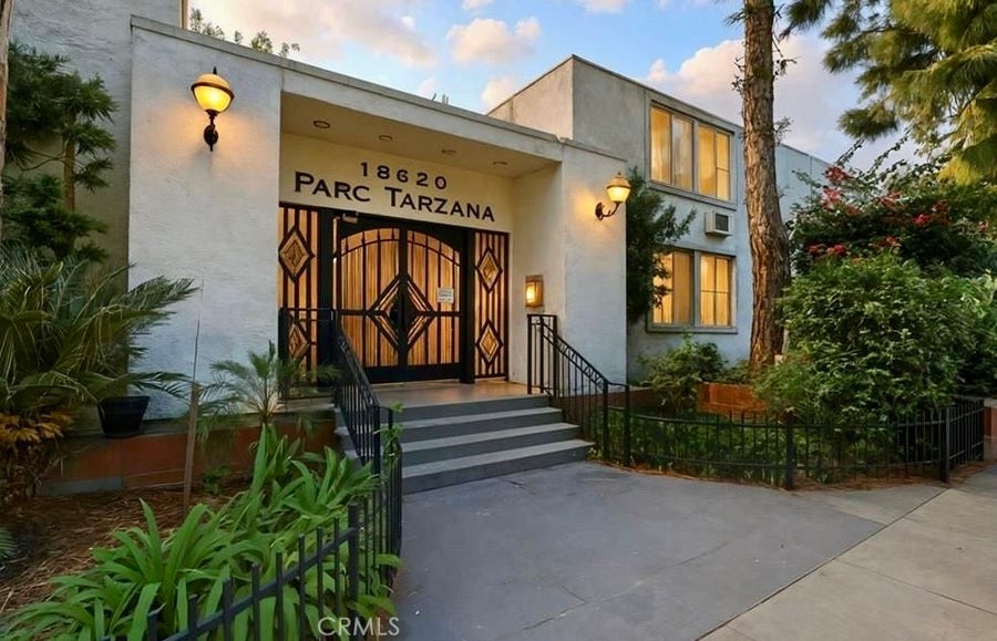 Property photo for 18620 Hatteras, Tarzana, CA