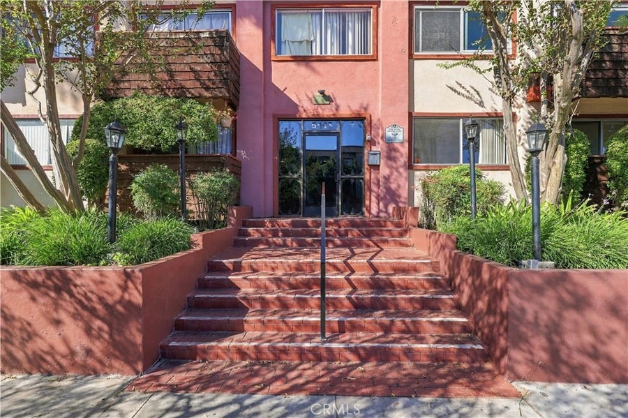 Property photo for 5403 Newcastle, #28, Encino, CA