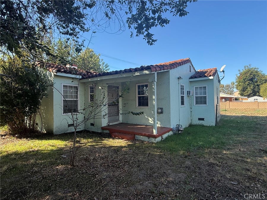 Property photo for 6509 Haskell, Lake Balboa, CA