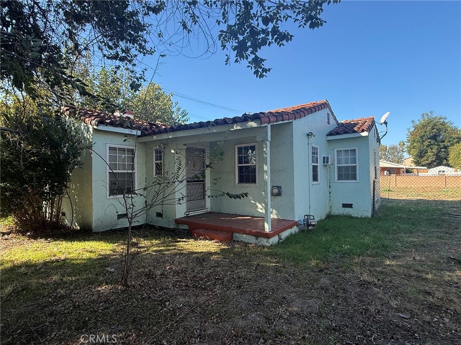 Property photo for 6509 Haskell, Lake Balboa, CA