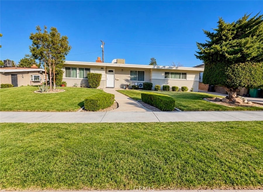 Property photo for 38664 Yucca Tree, Palmdale, CA