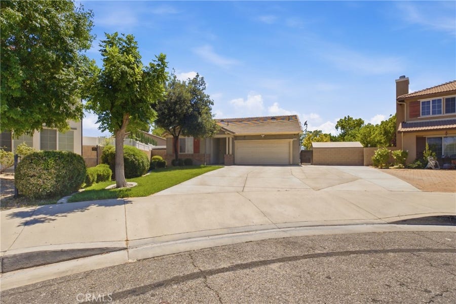 Property photo for 3250 W Avenue K1, Lancaster, CA