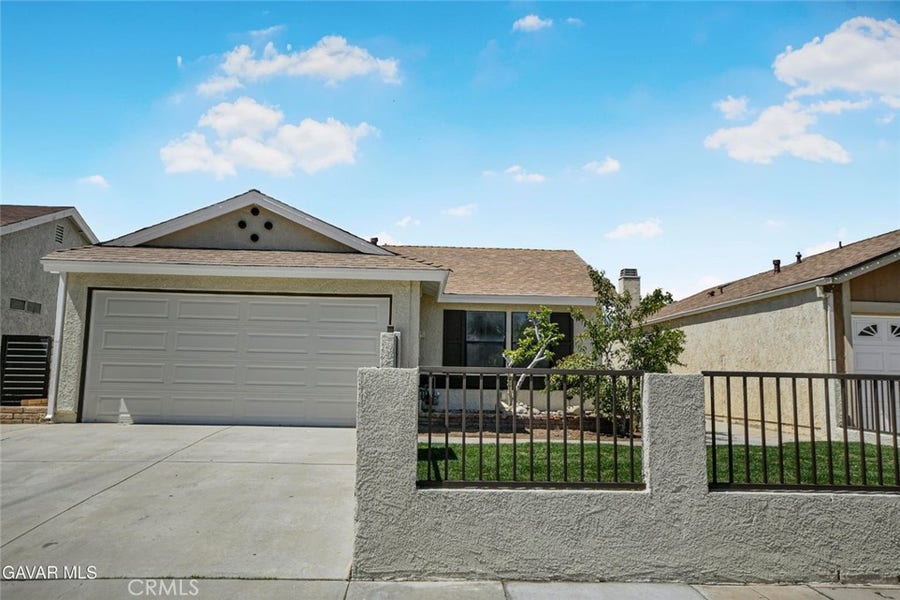 Property photo for 2810 Juniper Drive, Palmdale, CA