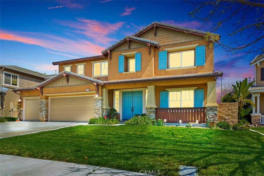 Property photo for 31310 Kestrel Way, Winchester, CA