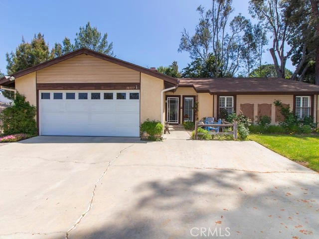 Property photo for 30157 Santa Cecilia Drive, Temecula, CA