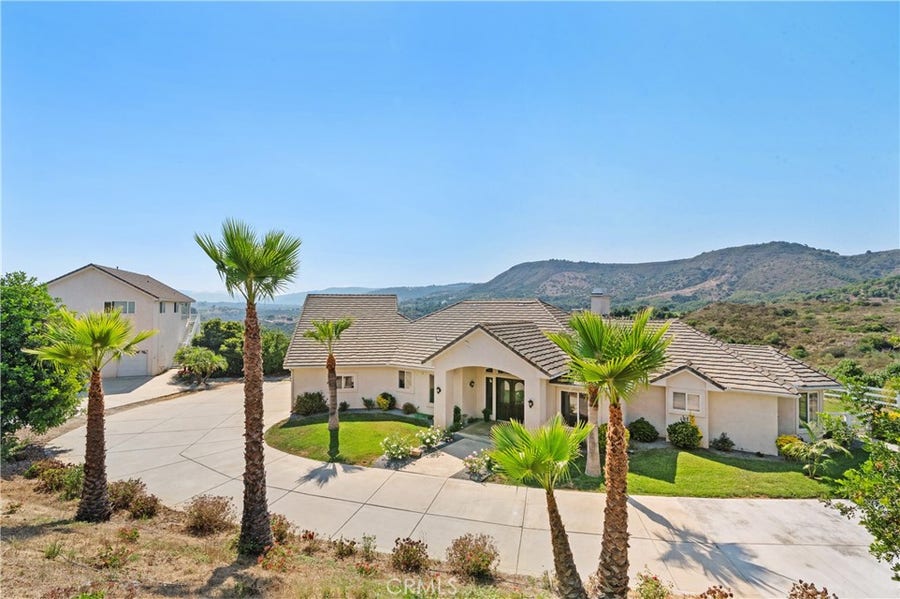 Property photo for 23505 Carancho Road, Temecula, CA