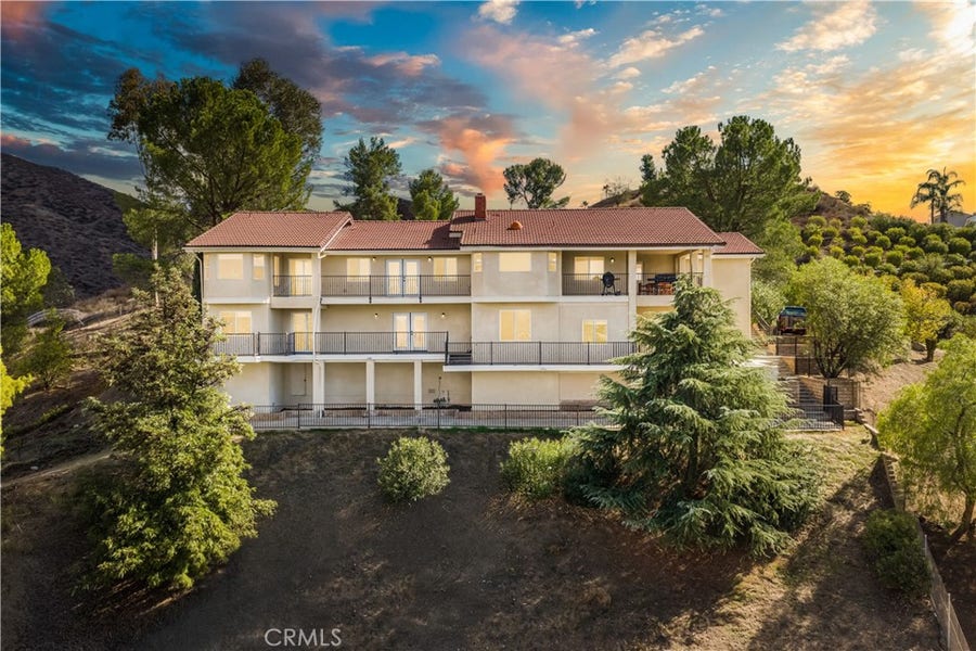 Property photo for 30990 Blackhorse Drive, Canyon Lake, CA