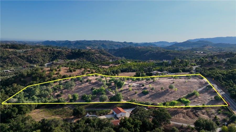 Property photo for 22735 Carancho Road, Temecula, CA