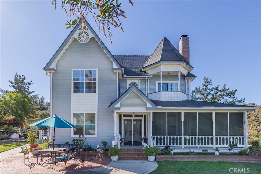 Property photo for 40340 Sandia Creek Dr, Fallbrook, CA