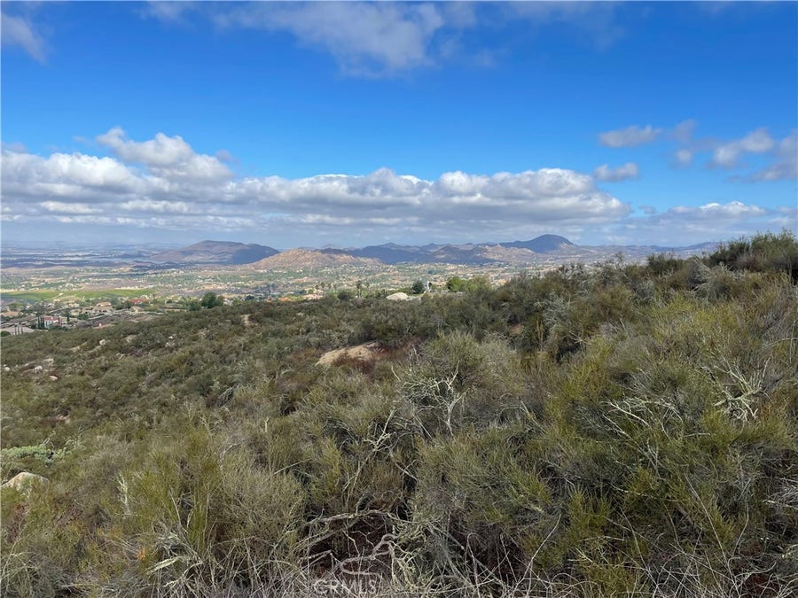 Property photo for 3 Esplendida Way, Temecula, CA