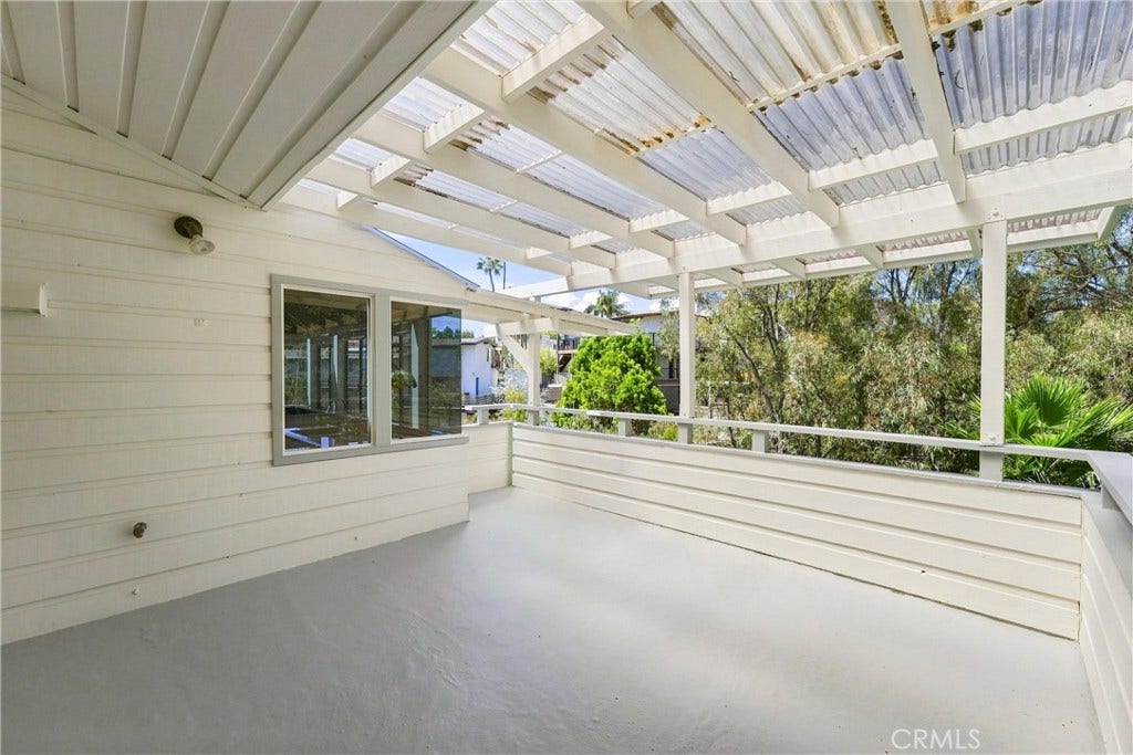 237 W Avenida Alessandro, San Clemente, CA 92672 237 W Avenida Alessandro, San Clemente, CA 92672