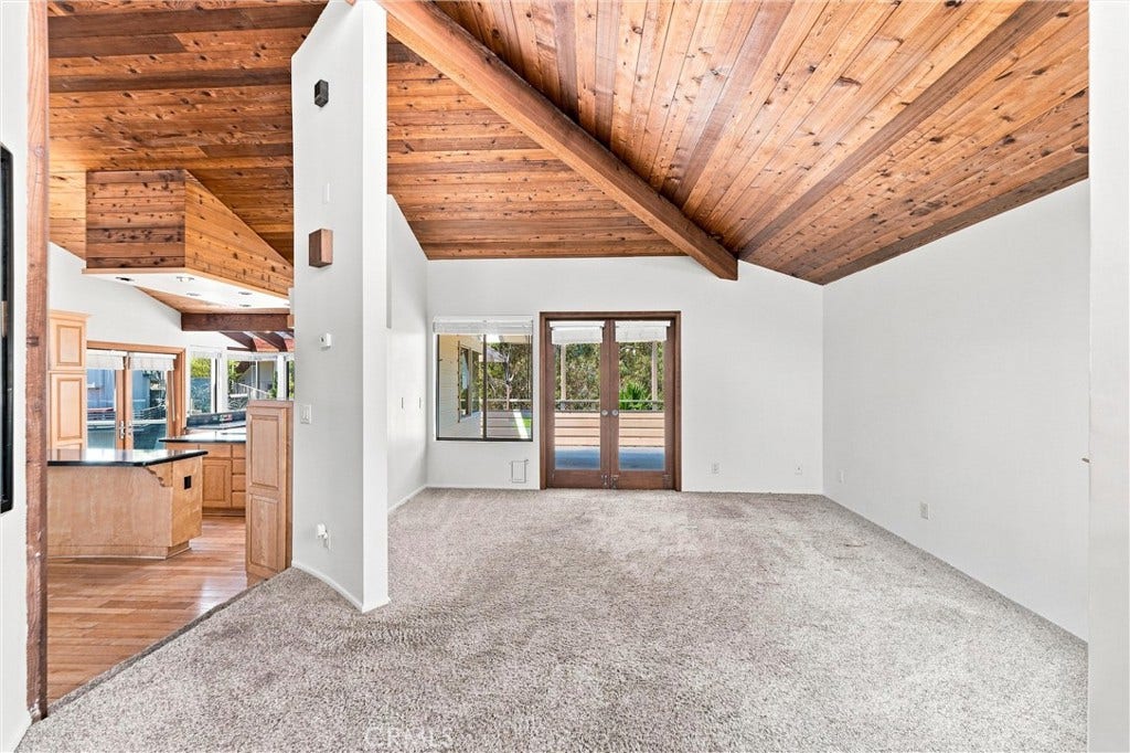 237 W Avenida Alessandro, San Clemente, CA 92672 237 W Avenida Alessandro, San Clemente, CA 92672