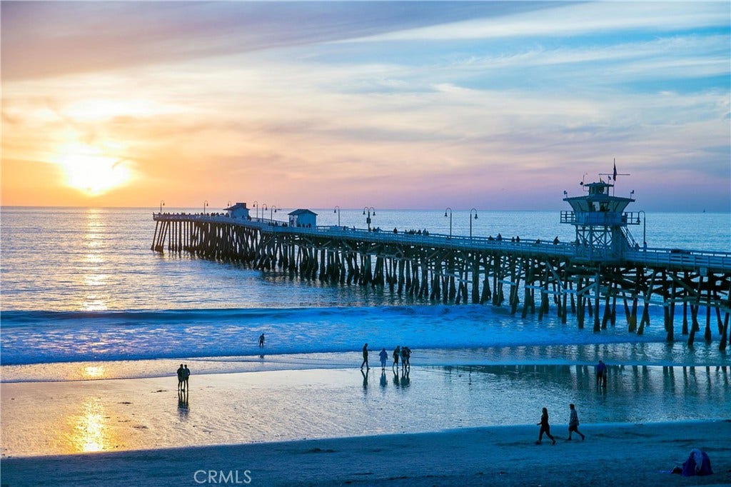 237 W Avenida Alessandro, San Clemente, CA 92672 237 W Avenida Alessandro, San Clemente, CA 92672