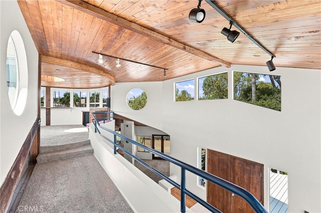 237 W Avenida Alessandro, San Clemente, CA 92672 237 W Avenida Alessandro, San Clemente, CA 92672