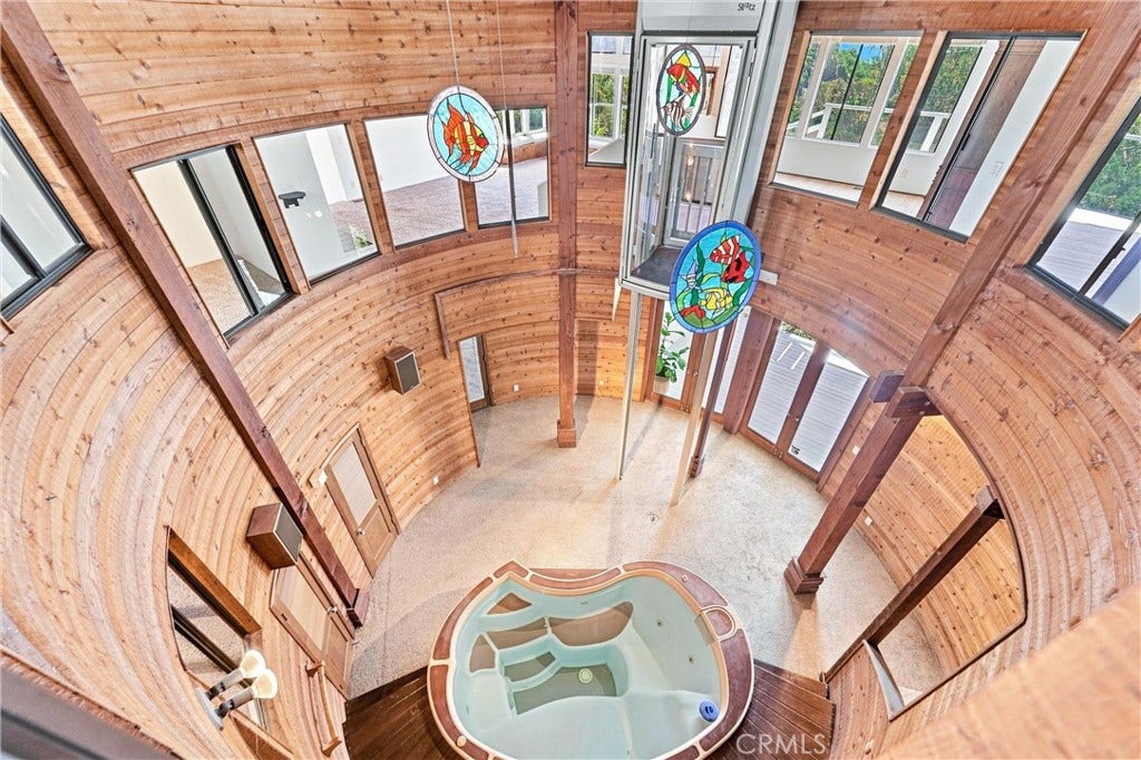237 W Avenida Alessandro, San Clemente, CA 92672 237 W Avenida Alessandro, San Clemente, CA 92672