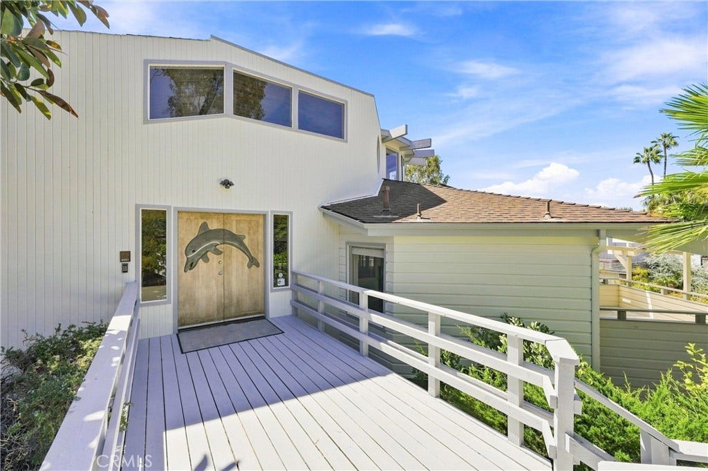 237 W Avenida Alessandro, San Clemente, CA 92672 237 W Avenida Alessandro, San Clemente, CA 92672