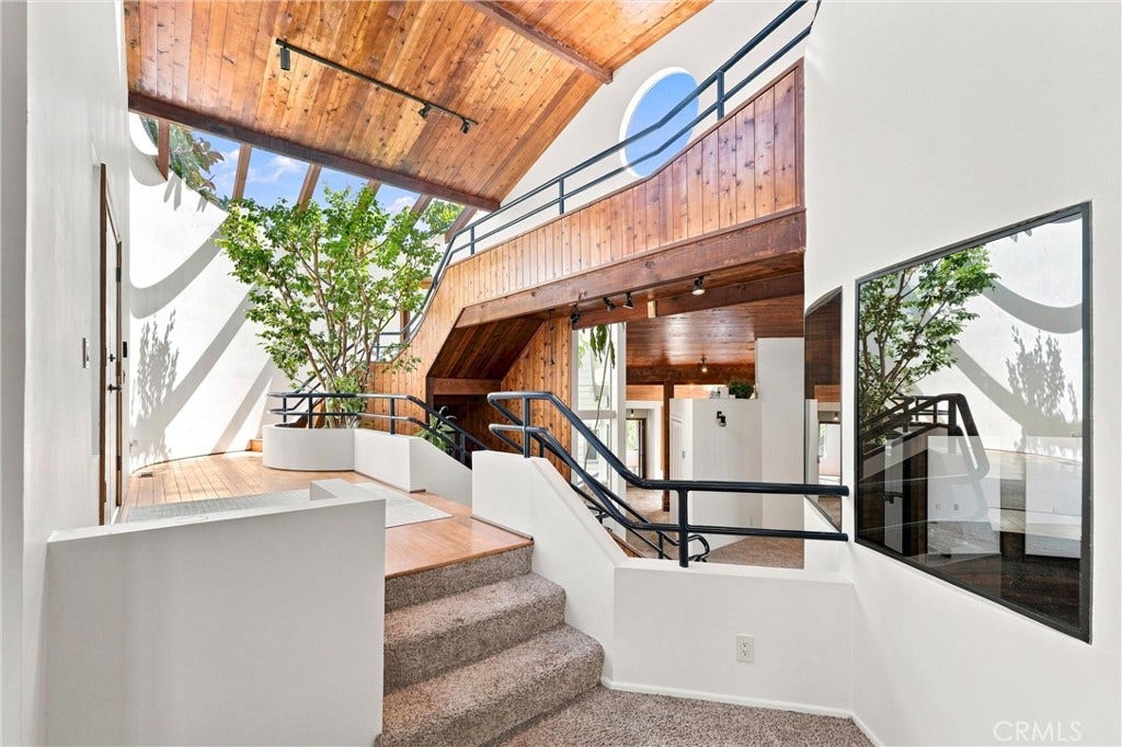 237 W Avenida Alessandro, San Clemente, CA 92672 237 W Avenida Alessandro, San Clemente, CA 92672