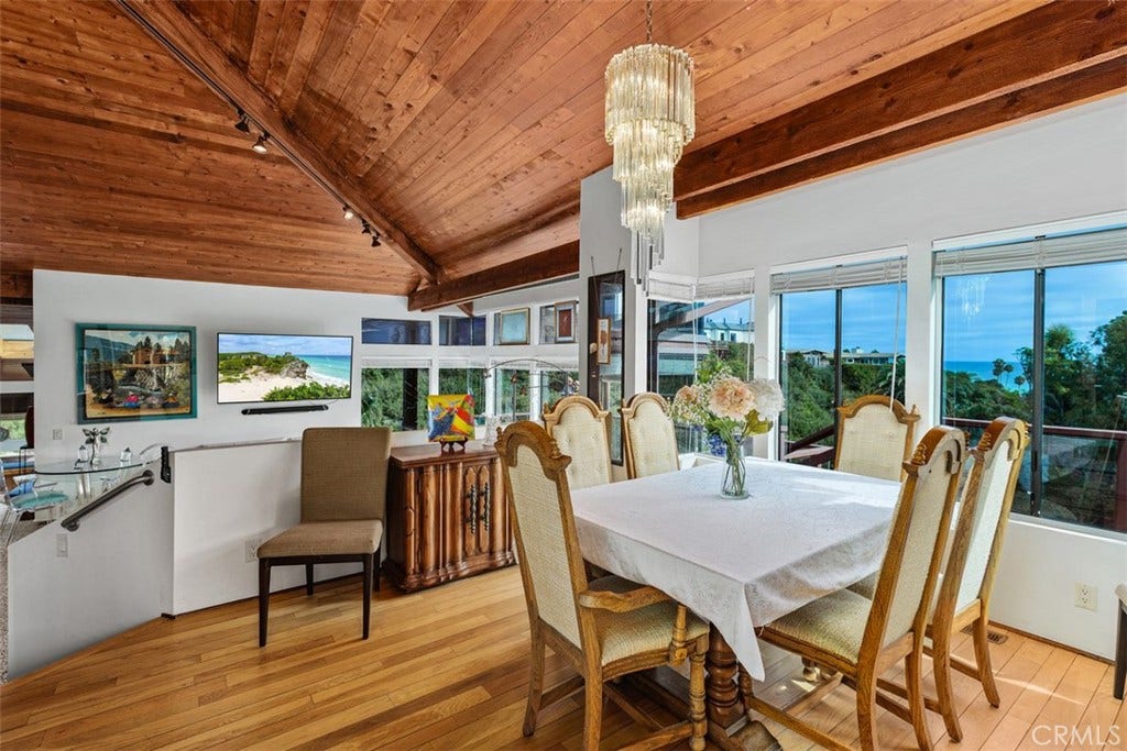 237 W Avenida Alessandro, San Clemente, CA 92672 237 W Avenida Alessandro, San Clemente, CA 92672