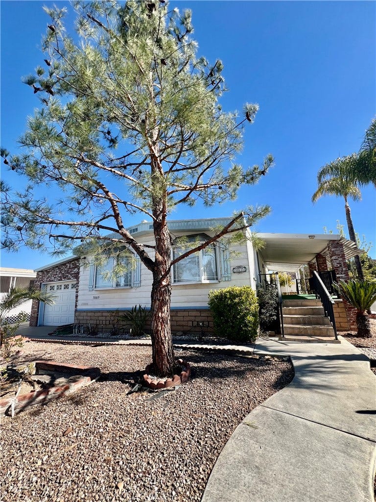 Property photo for 30615 Arenga Palm, Homeland, CA