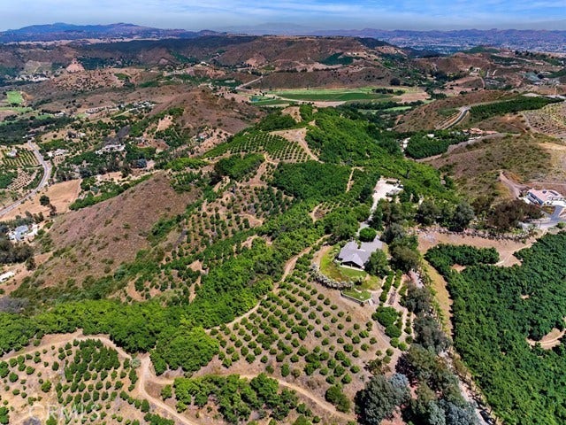 Property photo for 44665 La Cruz Drive, Temecula, CA