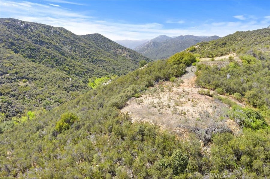 Property photo for 2 La Cresta Highlands Circle, Murrieta, CA