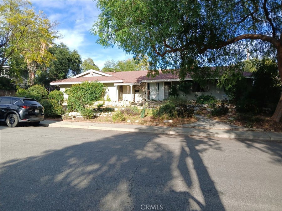 Property photo for 1662 Denver, Claremont, CA