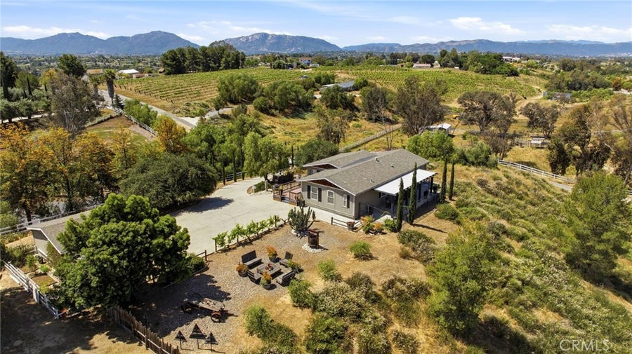 Property photo for 41714 Avenida De Anita, Temecula, CA